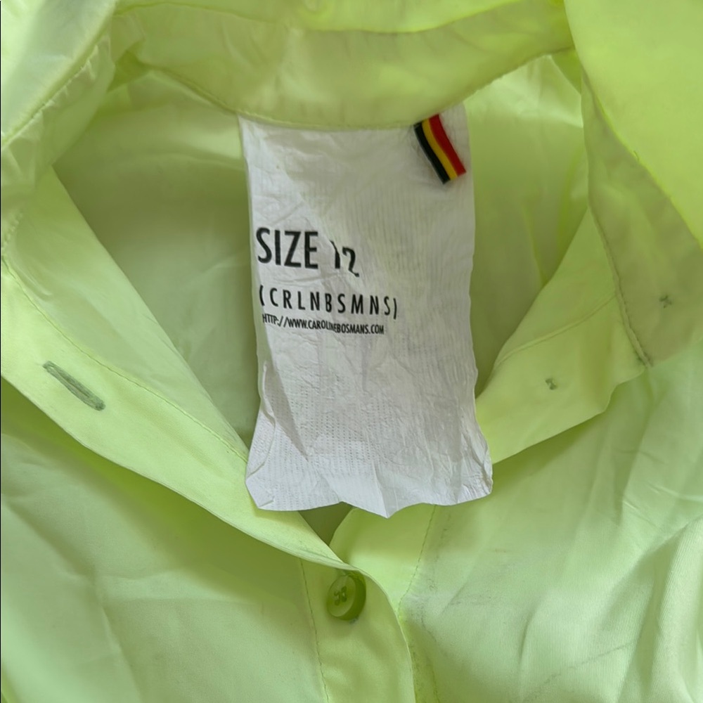 Lime Green Button-Up dress by Caroline Bosmans - Picture 2 of 7